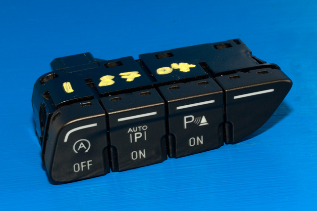 Bryter diverse til Ford Focus, 2011-2014 (Type III, Fase 1) (FORD|AM5T-14B436-BB)