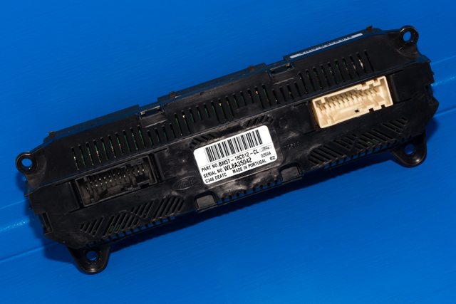Varmeapparat betjening til Ford Focus 2011-2014 (Type III, Fase 1) (FORD|BM5T-18C612-CL|)