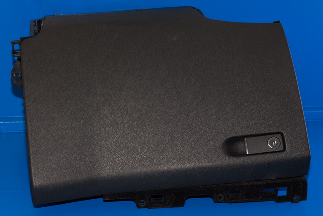Hanskerom til Mercedes GLK 2008-2015 (X204) (X204) (MERCEDES|A 204 680 15 91|)
