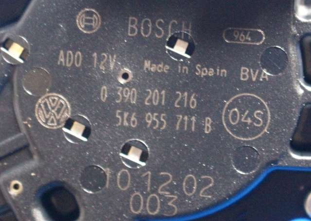Viskermotor bakrute til VW Golf, Plus/Cross 2009-2013 (Fase 2)  (BOSCH|0 390 201 216|5K6 955 711 B|)