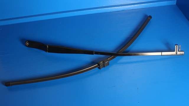 Viskerarm frontrute høyre til VW Golf, Plus/Cross, 2009-2013 (Fase 2)  