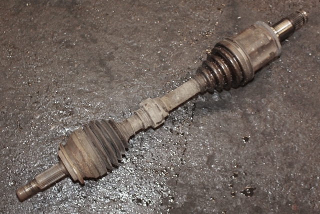 Drivaksel venstre foran, bensin/automat til Toyota RAV4 2006-2009 (Type III, Fase 1)
