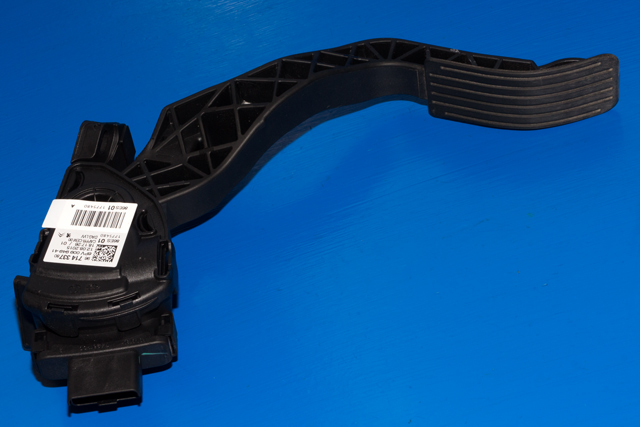 Pedal gass til Peugeot 208 2012-2019 (Type I) (HELLA|6PV 009 949-41|96 714337 80|)