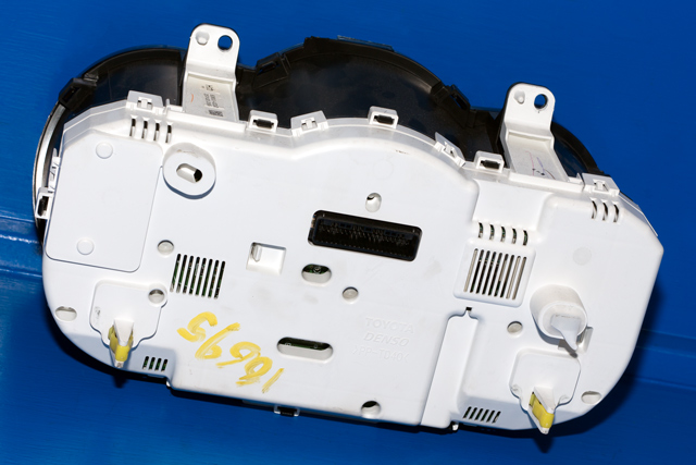 Instrumentpanel til Toyota RAV4 2006-2009 (Type III, Fase 1) (DENSO|257430-2685|83800-42D22|)