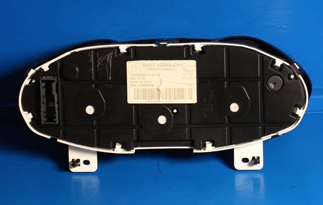 Instrumentpanel til Ford Fiesta 2008-2012 (Type VI, Fase 1)  (FORD|8A6T-10849-CH|)