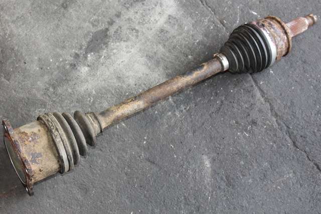 Drivaksel venstre bak, diesel/manuell til Suzuki Grand Vitara, 2005-2015 (Type III)