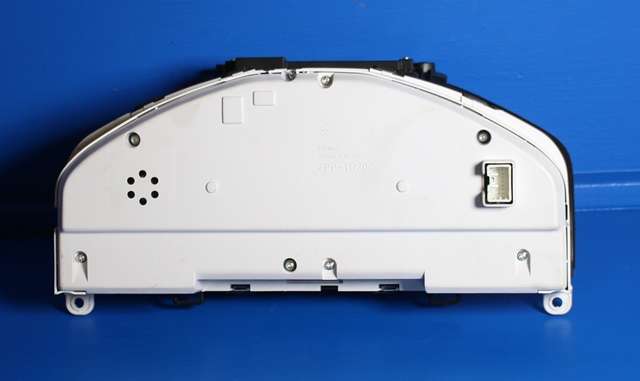 Instrumentpanel til Volvo V70 2007-2013 (Type III, Fase 1) (YAZAKI|69399-870U|31327582|)