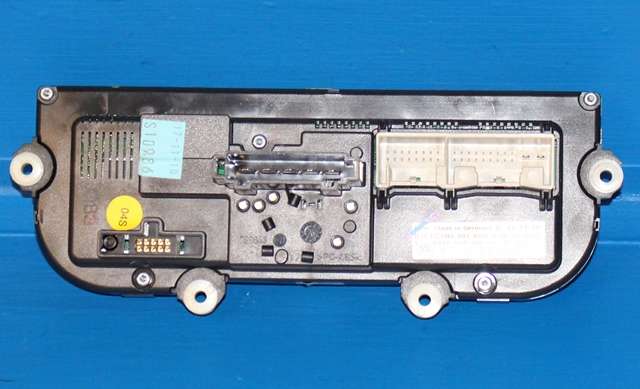 Varmeapparat betjening til VW Caddy 2010-2015 (Type III, Fase 2)  (HELLA|5HB 009 751-51|7N0 907 426 L|)