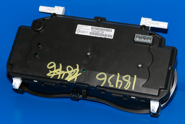 Instrumentpanel til Renault Kangoo 2008-2021 (Type II)  (SAGEM|25391043-G|2481 06976R|)