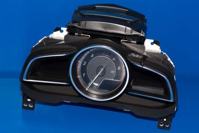 Instrumentpanel til Mazda 3, 2013-2016 (Type III, Fase 1) (MAZDA|HL-BJE4-L)