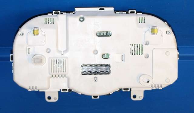 Instrumentpanel til Toyota RAV4 2006-2009 (Type III, Fase 1)  (DENSO|257440-3350|83800-42D23|)
