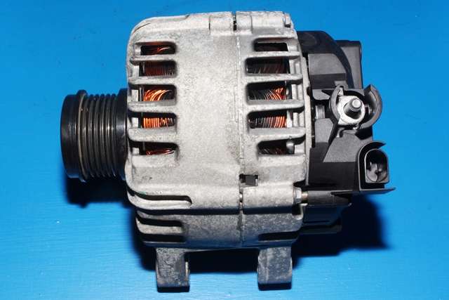 Dynamo diesel til Volvo V60/V60 CC 2013-2018 (Type I, Fase 2)  (VALEO|TG15C186|30659390. 14 VOLT - 150 AMP|)