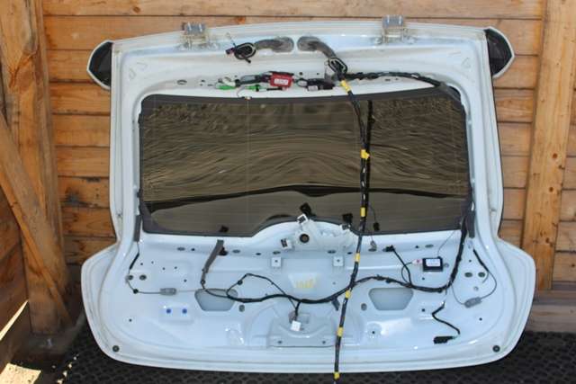 Bakluke stasjonsvogn til Volvo V60/V60 CC 2013-2018 (Type I, Fase 2)  