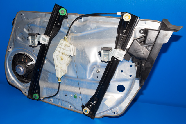 Ruteheis venstre foran til Mercedes GLK 2008-2015 (X204) (X204) (MERCEDES|A 204 820 01 42|)