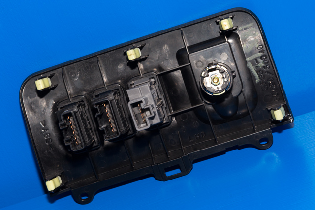 Bryter setevarme til Toyota Land Cruiser 120 2002-2009