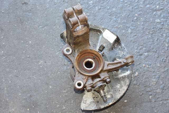 Hjulspindel høyre foran til VW Transporter / Caravelle 2009-2015 (Fase 2) (T5) (T5)