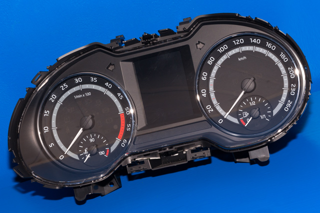 Instrumentpanel til Škoda Octavia, 2013-2016 (Type III, Fase 1) (VAG|5E0 920 759)