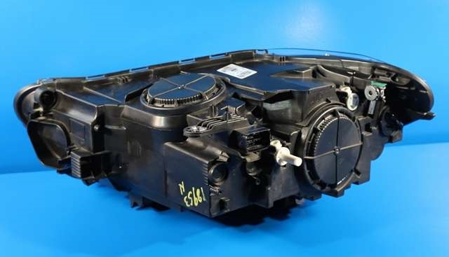 Frontlykt høyre halogen til BMW X1 2015-2022 (F48) (F48) (BMW|63.11-7 346 534|)