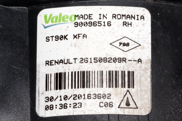 Tåkelykt høyre foran til Renault Clio 2016-2019 (Type IV, Fase 2)  (VALEO|90096516|2615 08209R|)