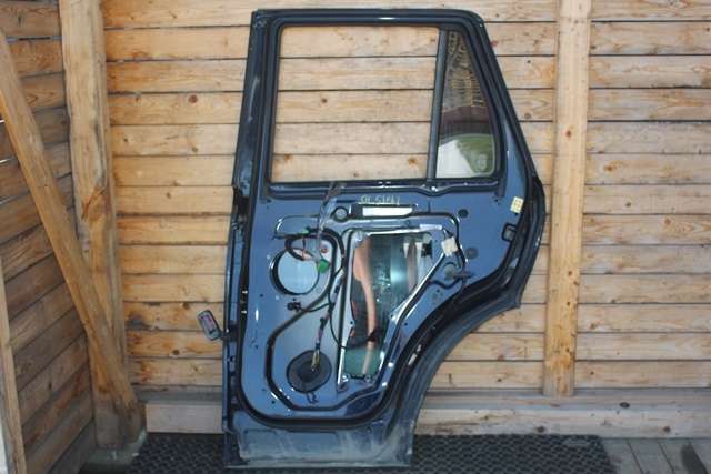 Dør venstre bak til Land Rover Range Rover Sport 2005-2013