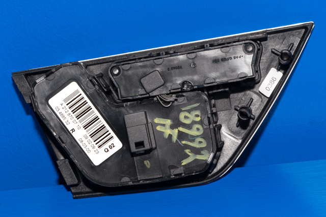 Bryter diverse til Mercedes E-Klasse, Coupe/Cab 2009-2013 (Fase 1) (C207) (C207) (LUK|03 4665 32|A 212 870 07 10|)