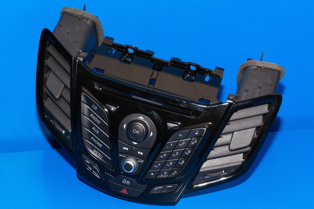 Bilstereo betjeningspanel til Ford Fiesta, 2013-2017 (Type VI, Fase 2)  (FORD|AV1T-18K811-DC)