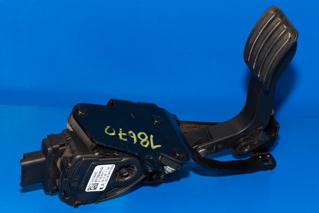 Pedal gass til Peugeot Expert 2007-2016 (Type II) (HELLA|6PV 009 949-08|14 012804 80|)
