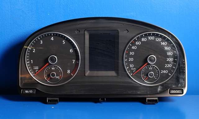 Instrumentpanel til VW Caddy, 2015-2020 (Type III, Fase 3)  (VAG|2K5 920 876)