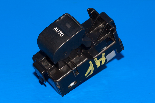 Bryter ruteheis til Toyota Prius +7 2012-2020 (Type III) (stasjonsvogn) (stasjonsvogn)