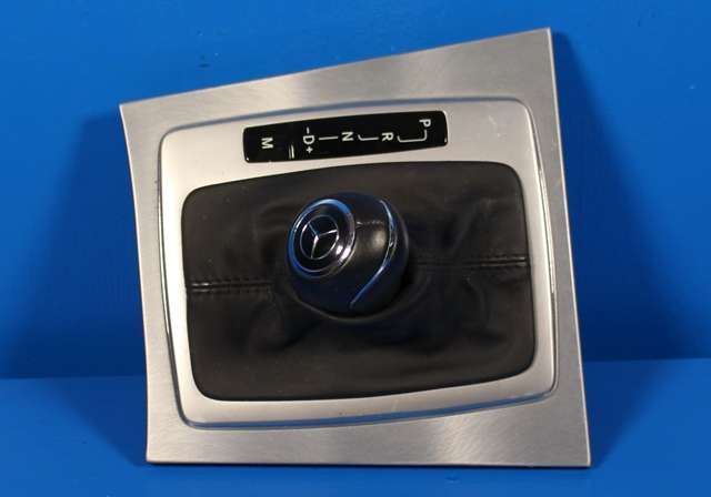 Dashbord diverse til Mercedes E-Klasse, Coupe/Cab, 2009-2013 (Fase 1) (C207) (C207) 