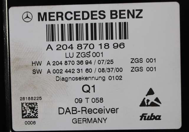 Styreenhet DAB til Mercedes E-Klasse, Coupe/Cab 2009-2013 (Fase 1) (C207) (C207) (MERCEDES|A 204 870 18 96|)