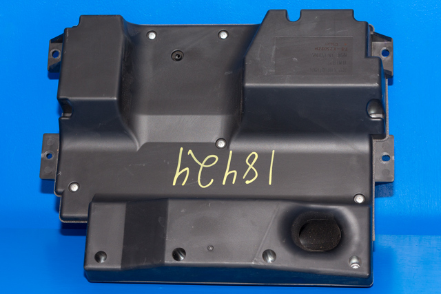Bilstereo sub-woofer til Honda CR-V 2007-2012 (Type III)  