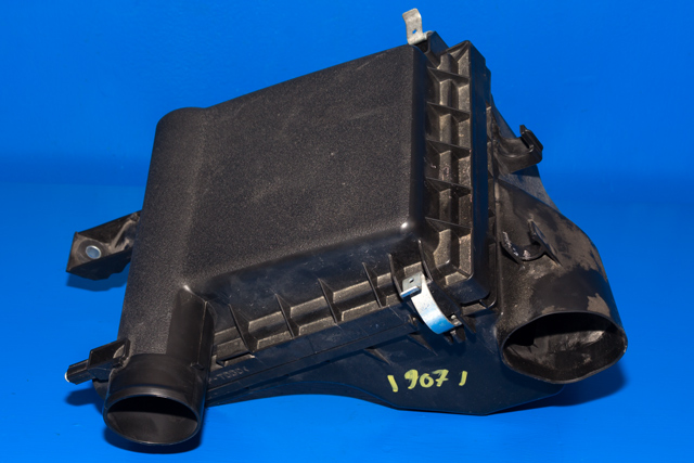 Luftfilterboks til Toyota Prius +7 2012-2020 (Type III) (stasjonsvogn) (stasjonsvogn) (TOYOTA|17812-37030|)