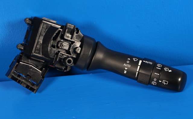 Bryter visker til Toyota RAV4 2009-2013 (Type III, Fase 2) (TOYOTA|17F462-48190|)