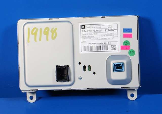 Bilstereo navigasjon skjerm til Opel Insignia A 2009-2014  (GM|22 764 032|)