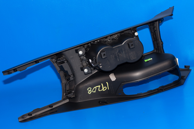 Dashbord koppholder til Ford Kuga 2013-2019