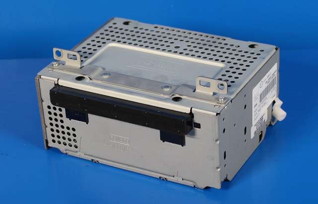 Bilstereo til Ford Transit Courier, 2014-2018 (Type I, Fase 1)  (FORD|F1BT-18C815-HK)
