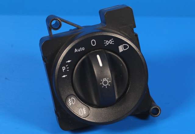 Bryter lys til VW Crafter, 2011-2016 (Type I, Fase 2) (MERCEDES|906 545 08 04)
