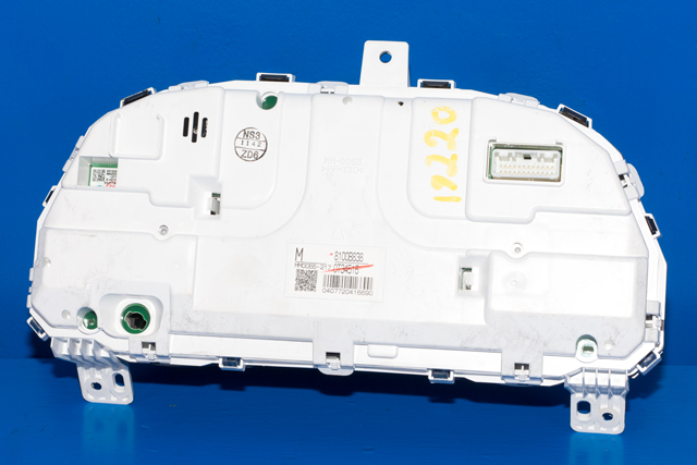 Instrumentpanel til Citroën C4, Aircross 2012-2017  (MITSUBISHI|8100B838|)