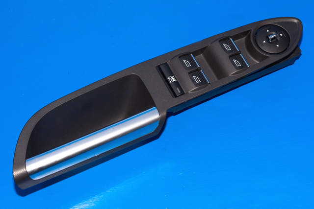 Bryter ruteheis førerdørspanel til Ford Kuga, 2013-2019  (FORD|AM5T-14A132-AB)