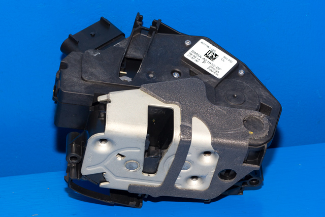 Låsekasse høyre foran til Ford Kuga, 2013-2019  (FORD|BM5A-A21812-BF)