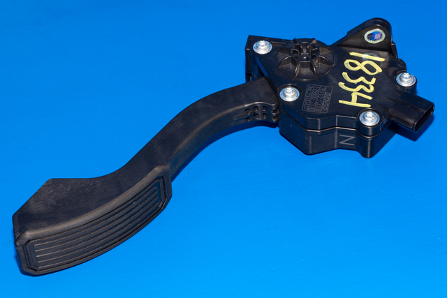 Pedal gass til Toyota Prius, 2009-2016 (Type III) (COMBI) (COMBI) (DENSO|198800-7310)