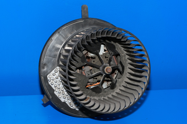 Varmeapparat motor til Škoda Yeti, 2009-2013 (Fase 1)  (VAG|3C1 820 015 Q)