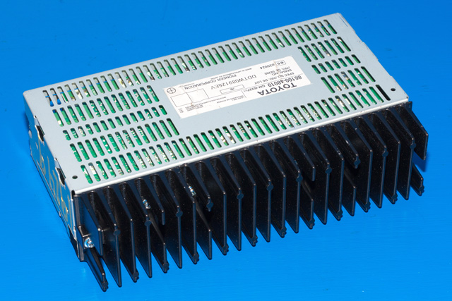 Bilstereo forsterker til Lexus RX, 2003-2009 (Type II) (XU30) (XU30) (TOYOTA|86100-48010)