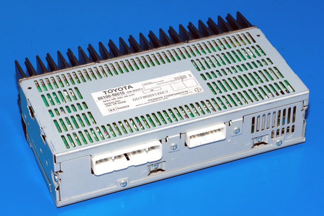 Bilstereo forsterker til Lexus RX 2003-2009 (Type II) (XU30) (XU30) (TOYOTA|86100-48010|)