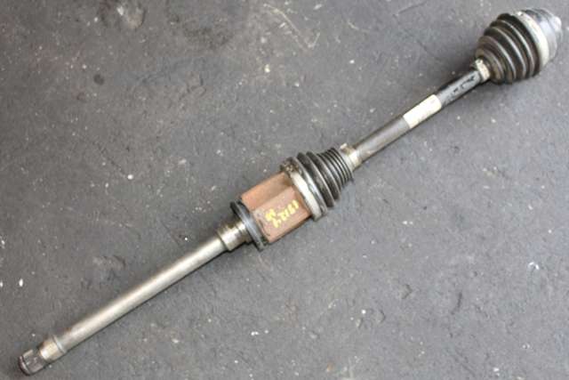 Drivaksel høyre foran, diesel/automat til BMW X3, 2010-2017 (F25) (F25) (BMW|7 598 028)