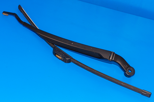 Viskerarm frontrute venstre til Lexus RX, 2003-2009 (Type II) (XU30) (XU30) 