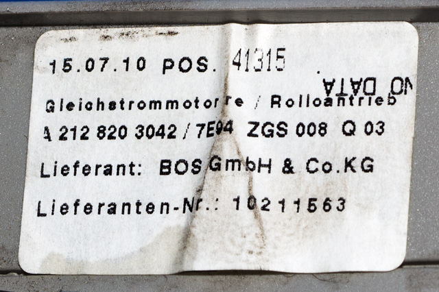Bagasjerom diverse til Mercedes E-Klasse 2009-2013 (Fase 1) (W212) (W212) (MERCEDES|A 212 820 30 42|)