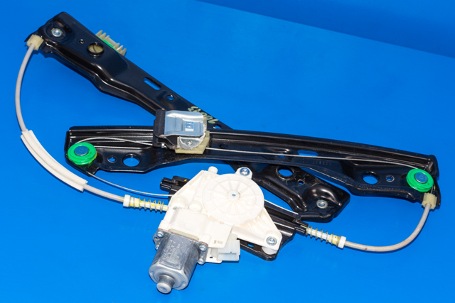 Ruteheis venstre foran til Mercedes A-Klasse, 2012-2018 (W176) (W176) (BOSCH|0 130 822 691)