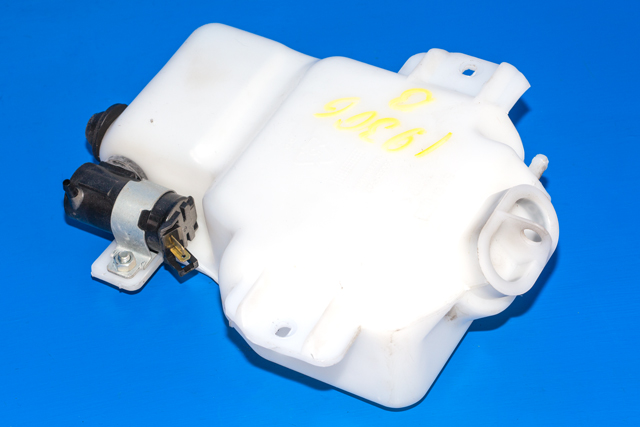 Spylertank bak til Mitsubishi Pajero, 2007-2016 (Type IV, Fase 1)  